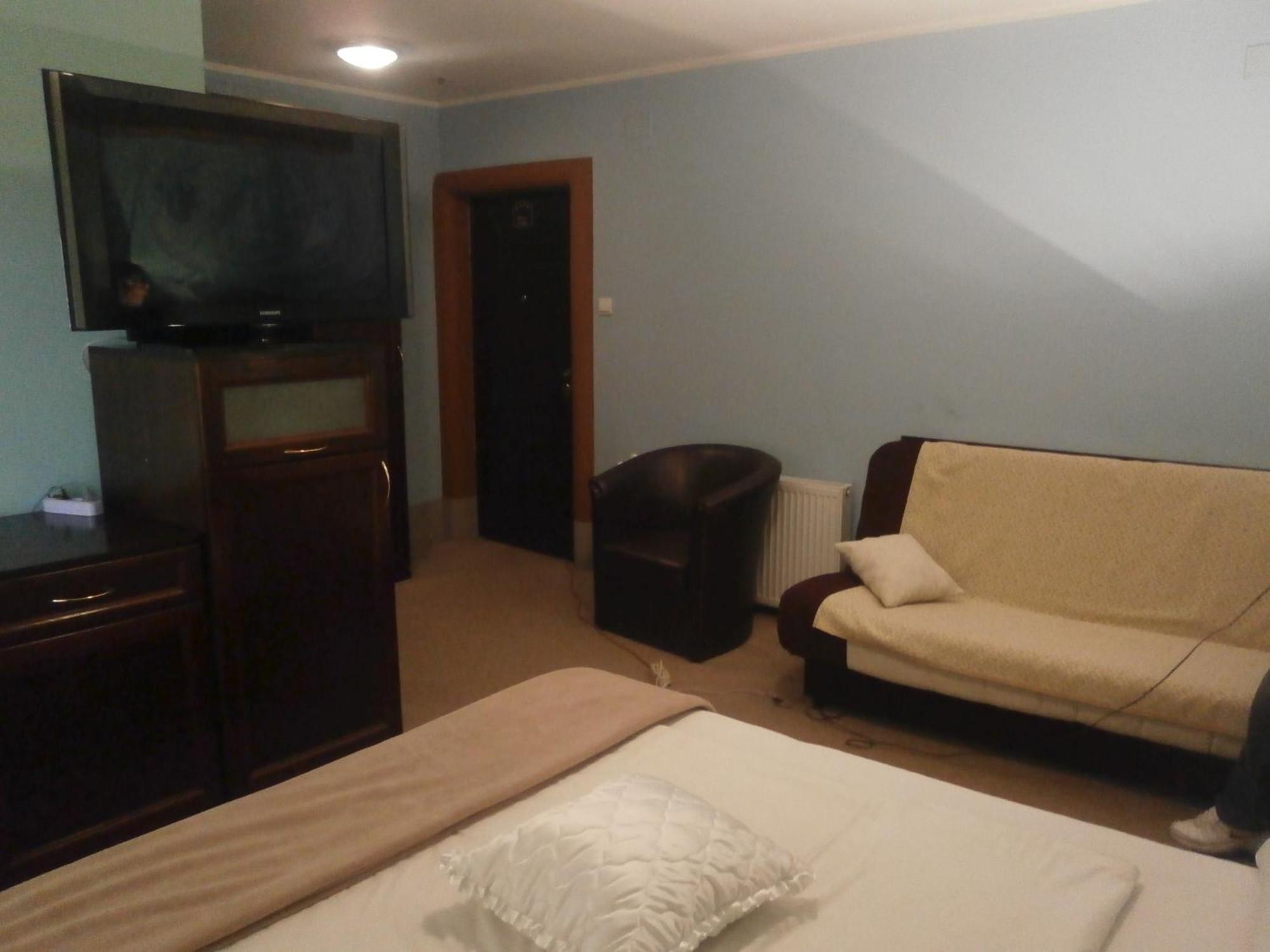 Hotel Vila Mitic Luxx Spa Centar Leskovac  Exteriör bild